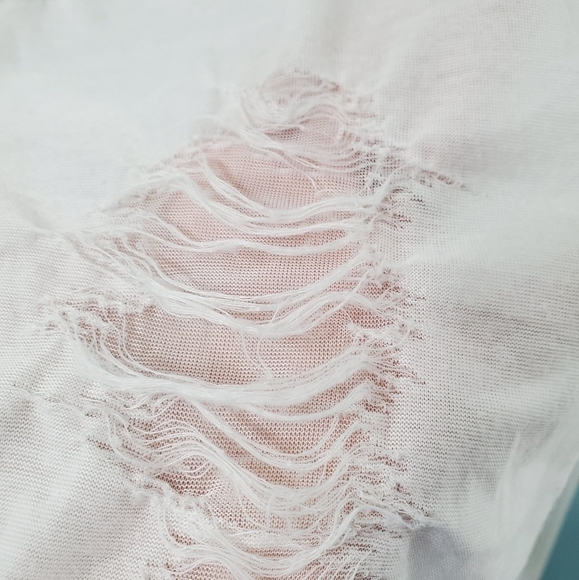 Socialite Shredded Distressed Short Sleeve White T-Shirt Size Small - Picture 6 of 9